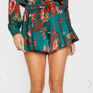 EMERALD GREEN FLORAL PRINTED FLOATY SHORT